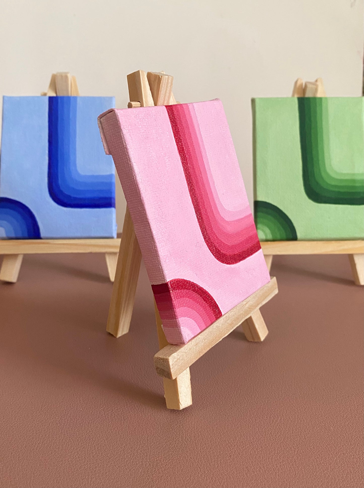 Retro Flow – Hand-Painted Mini Canvas with Easel | Abstract Geometric Retro Desk Art